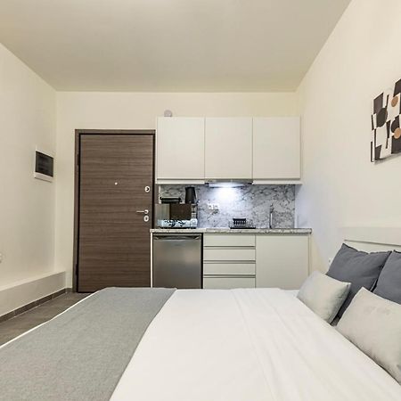 Phaedrus Living: City Center Executive Flat Stadiou Athen Exterior foto