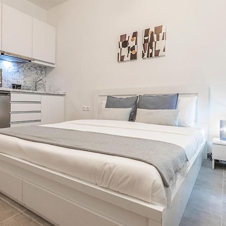 Phaedrus Living: City Center Executive Flat Stadiou Athen Exterior foto